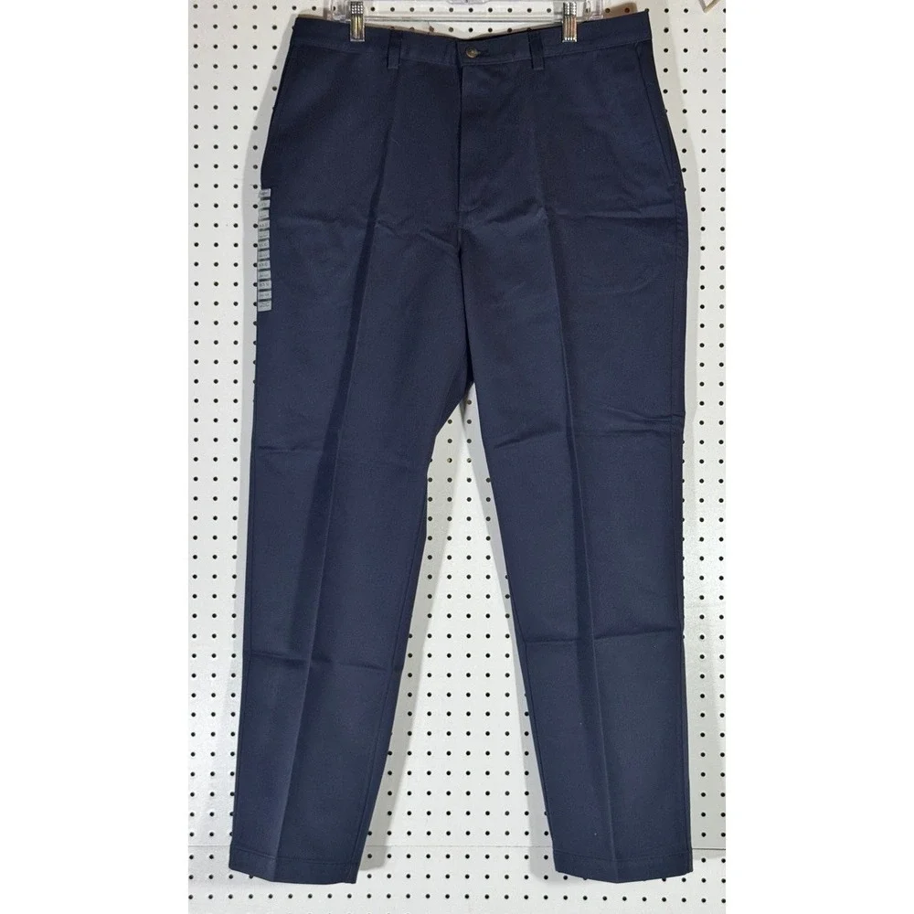 Haggar Freedom Khaki Mens 36x32 Navy Blue Plain Front Cotton Stain Resistant New